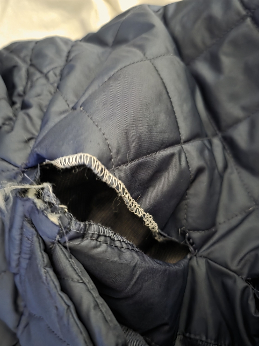 Columbia Navy Quilted Puffer Jacket - Picture 4 of 6